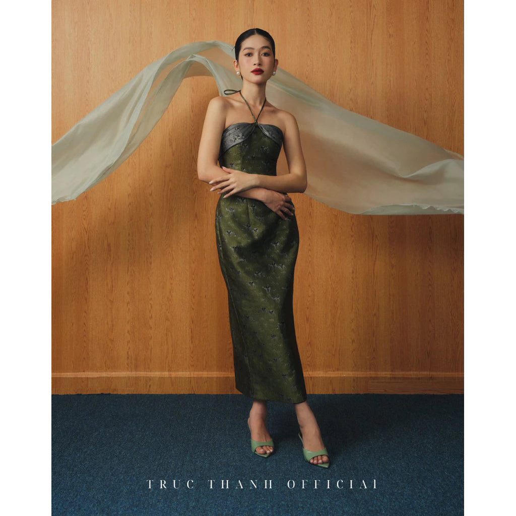 Élancé Dress | Váy gấm cột dây form dài