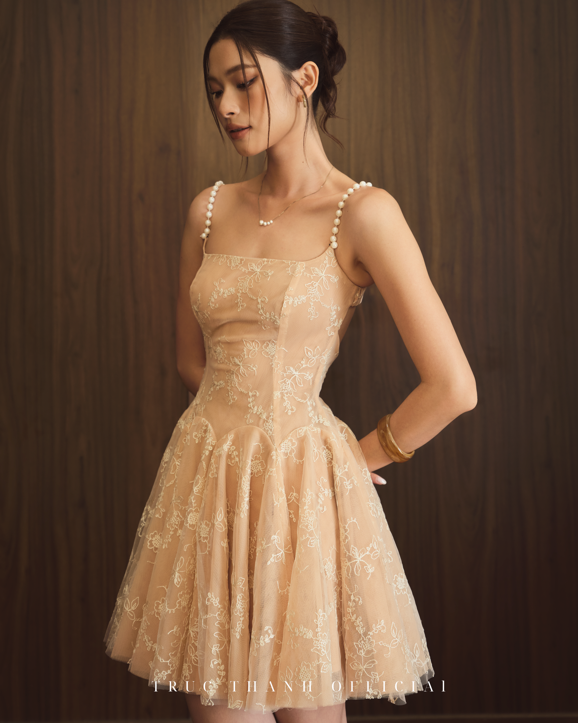 Lune Dress | Váy ren hoạ tiết hoa (Beige/Da)