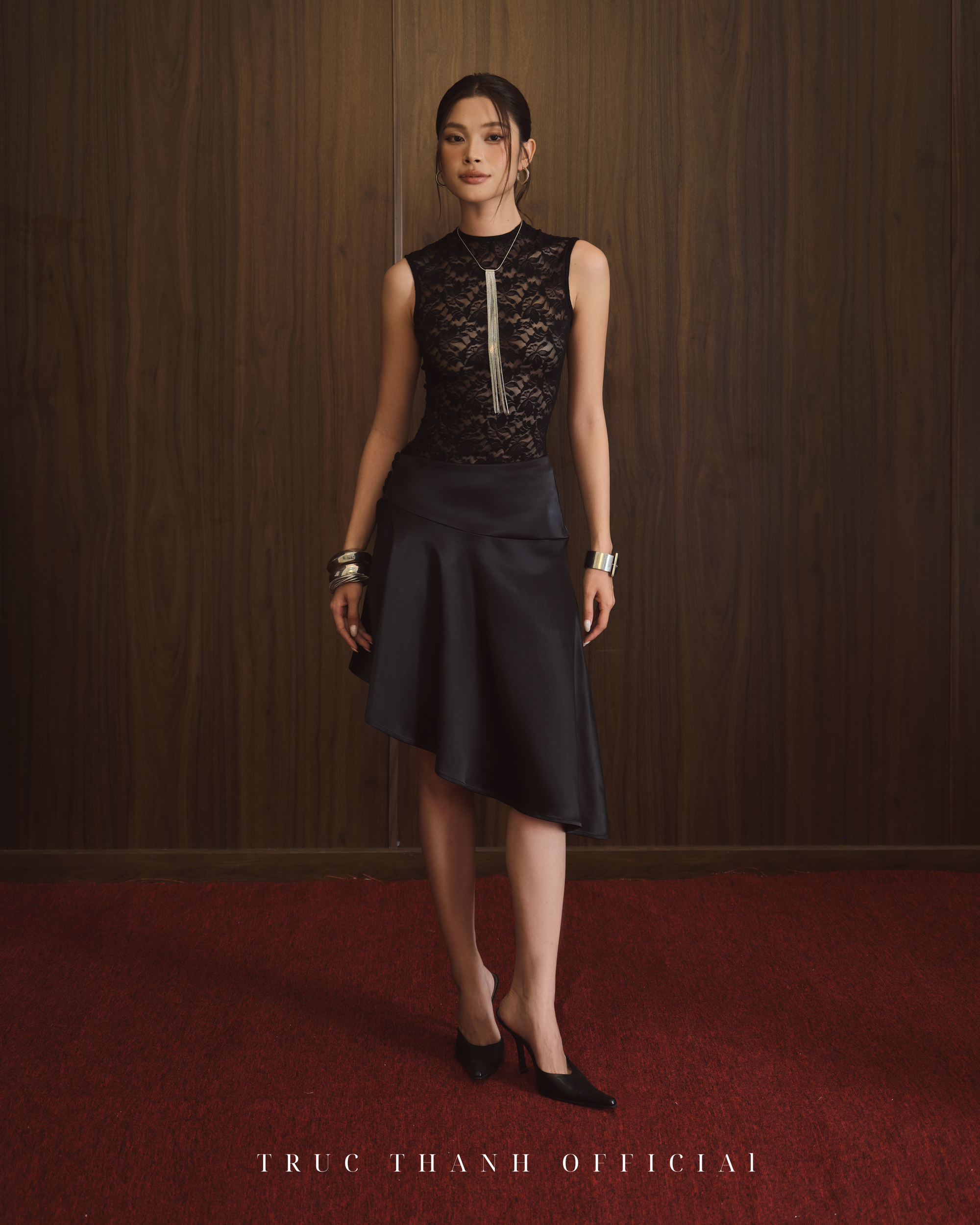 Lady Silk Set | Set váy áo ren chân váy lụa (Black/ Đen)