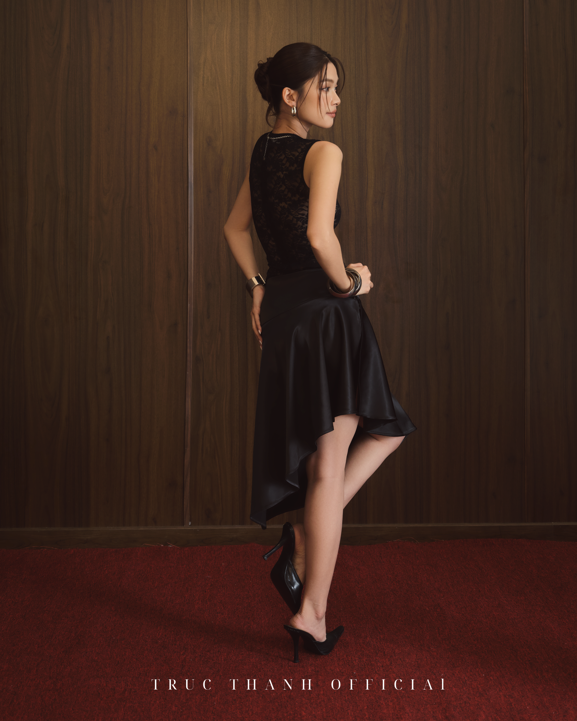 Lady Silk Set | Set váy áo ren chân váy lụa (Black/ Đen)