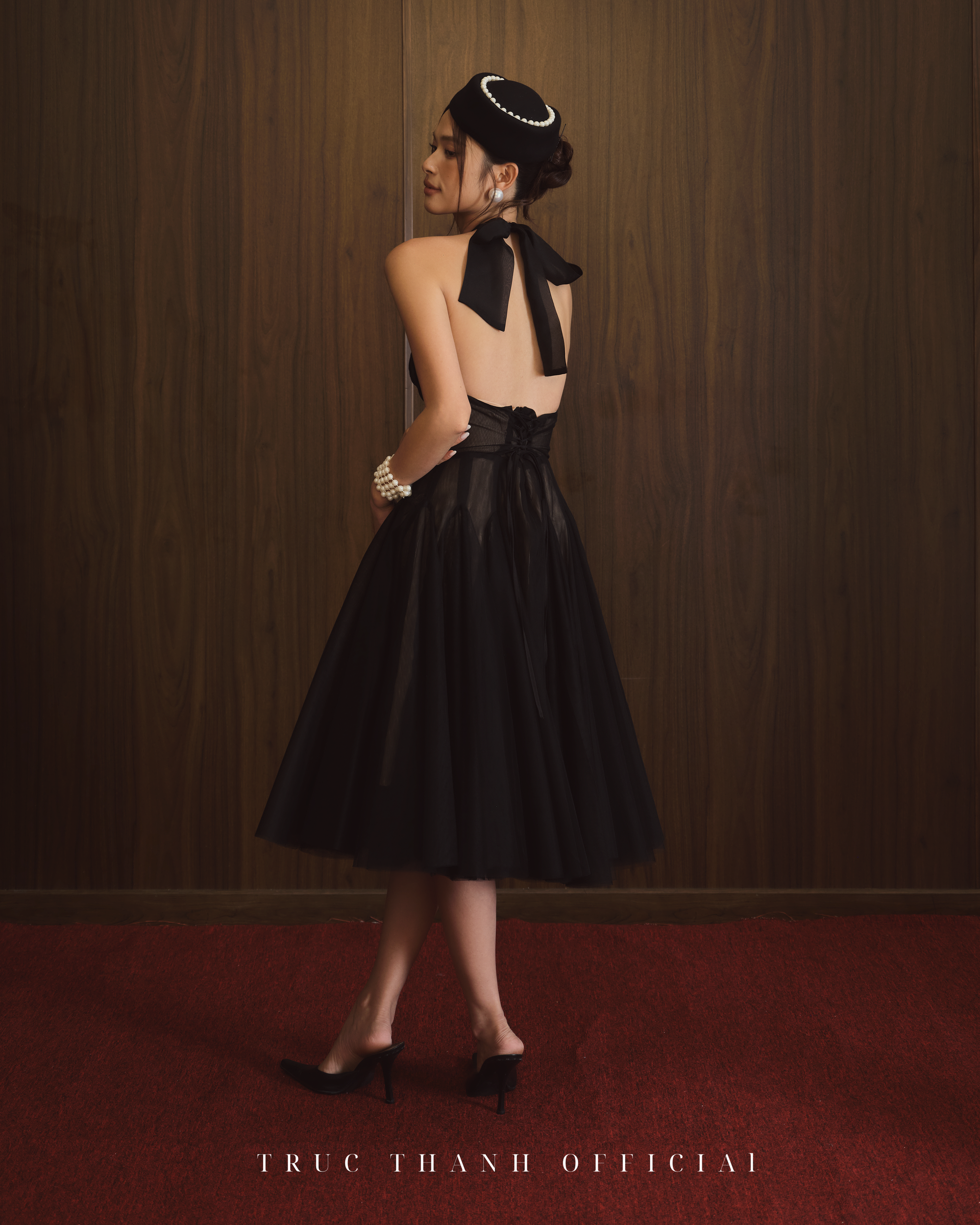Cherie Dress | Váy cổ yếm lưới đen (Black/Đen)