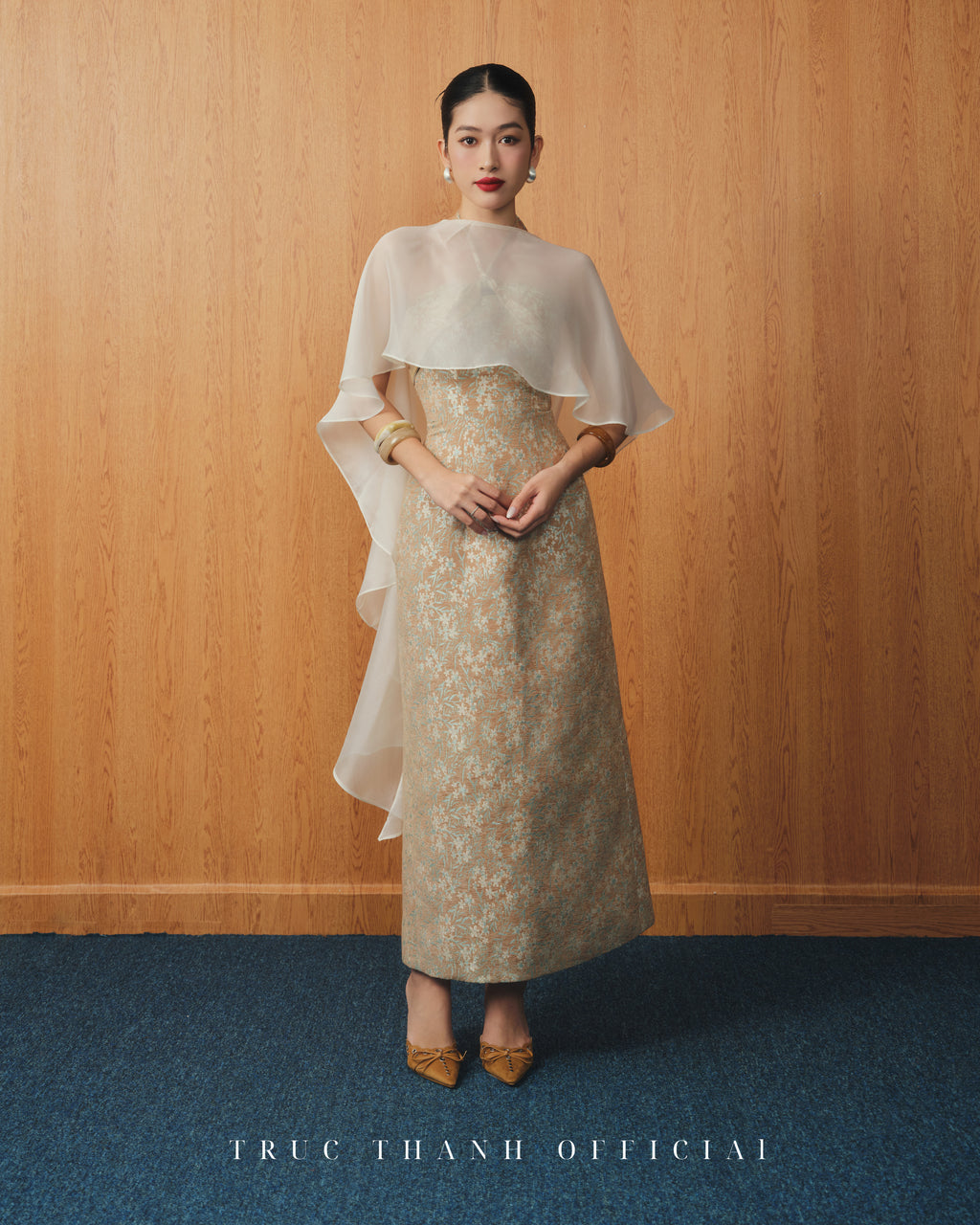 Élancé Dress | Váy gấm cột dây form dài - Beige