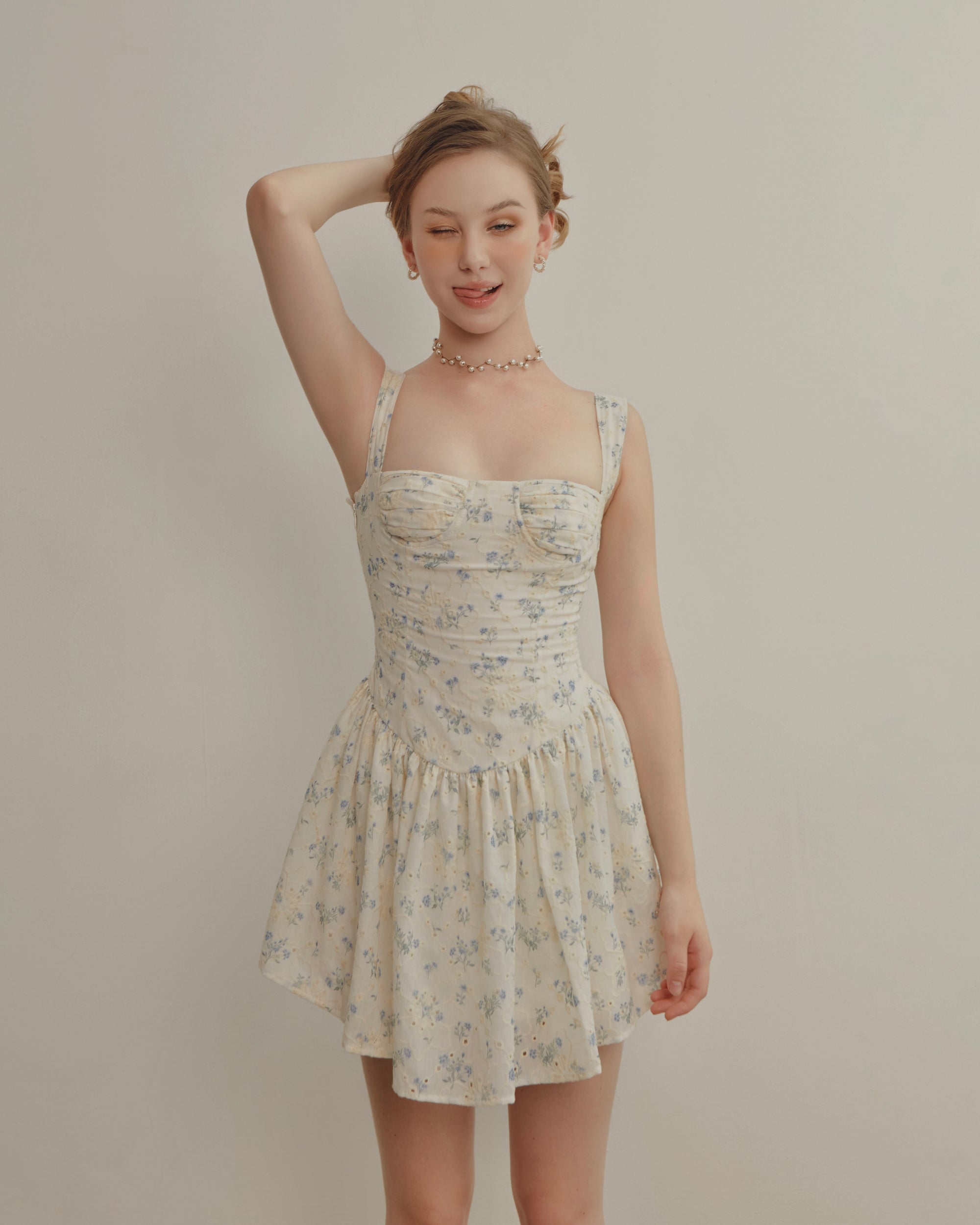 Lotis Dress